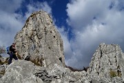In Cornagera (1311 m) ad anello sui sentieri ‘Cornagera�? e ‘Vetta�? il 30 ottobre 2017  - FOTOGALLERY